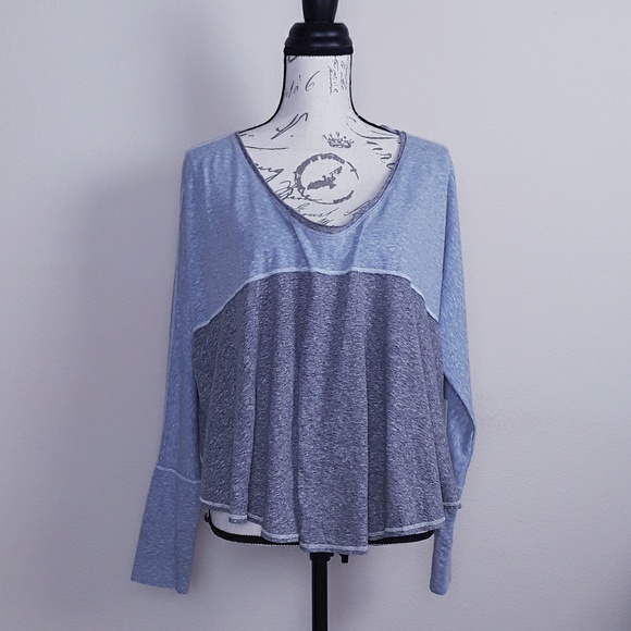 N.W.T. FREE PEOPLE WATERFALL TOP - Picture 2 of 7